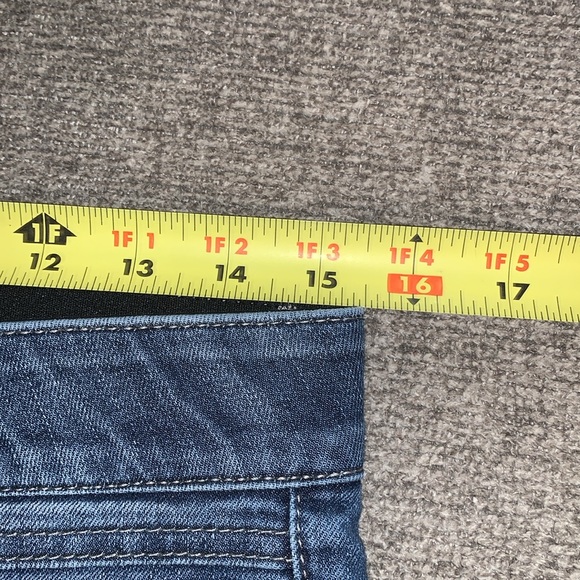 Democracy Jeans - Picture 5 of 8